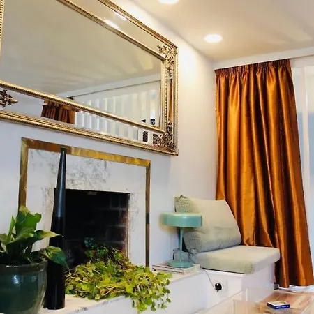 Paris Rooftop Studio At The Residence, * Bantry