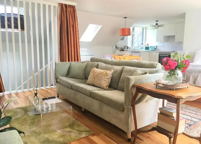 Paris Rooftop Studio At The Residence, Bantry