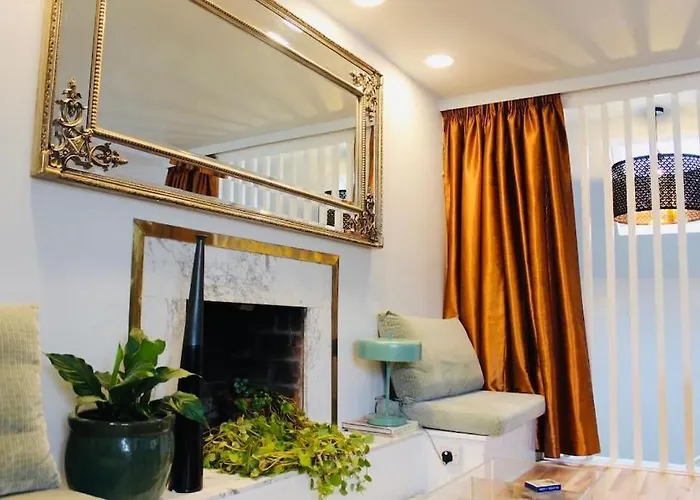 Paris Rooftop Studio At The Residence, * Bantry