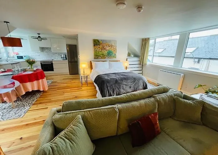 Paris Rooftop Studio At The Residence, * Bantry